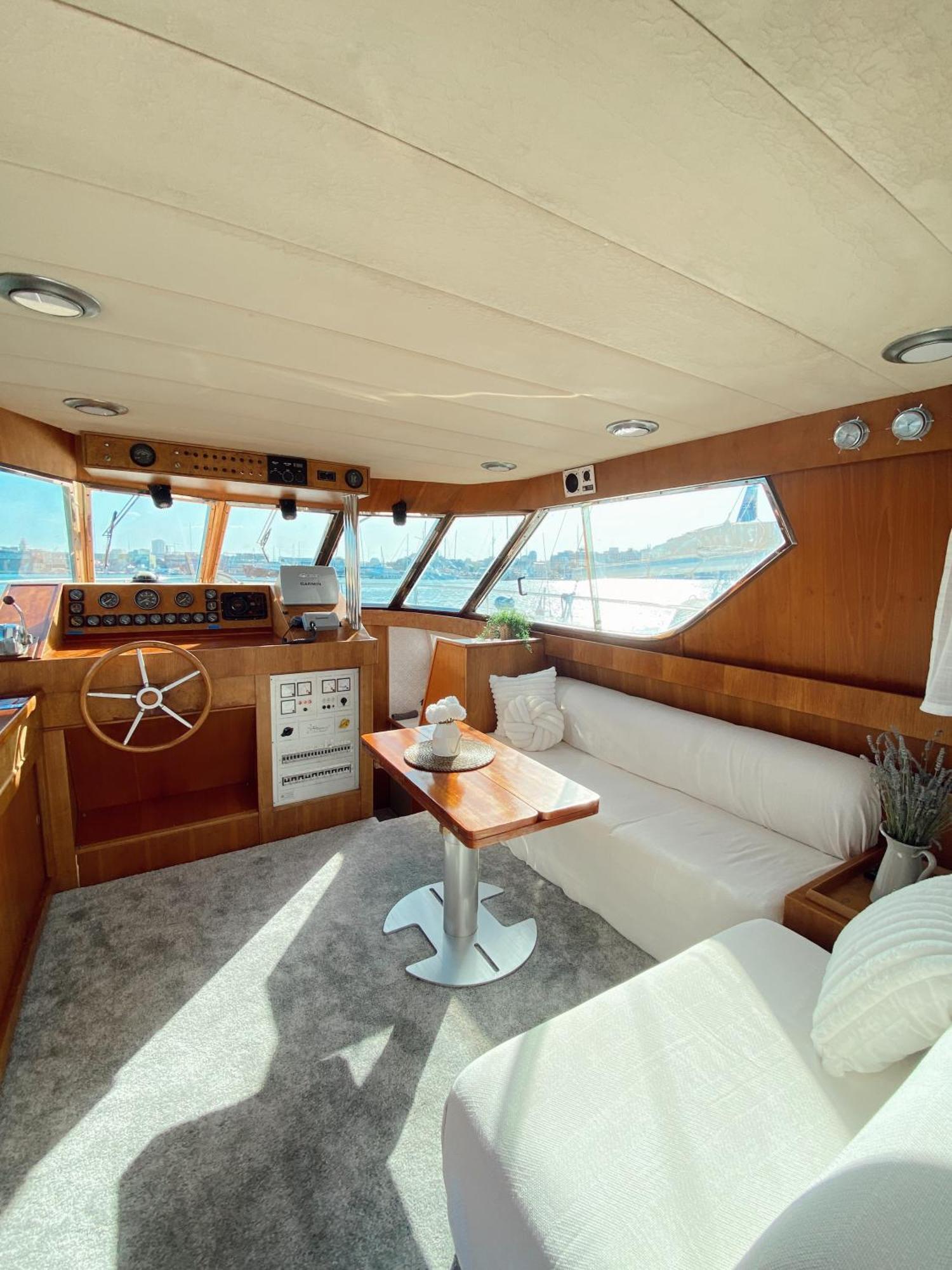 Hotel en barco Malmo's Yacht Valencia